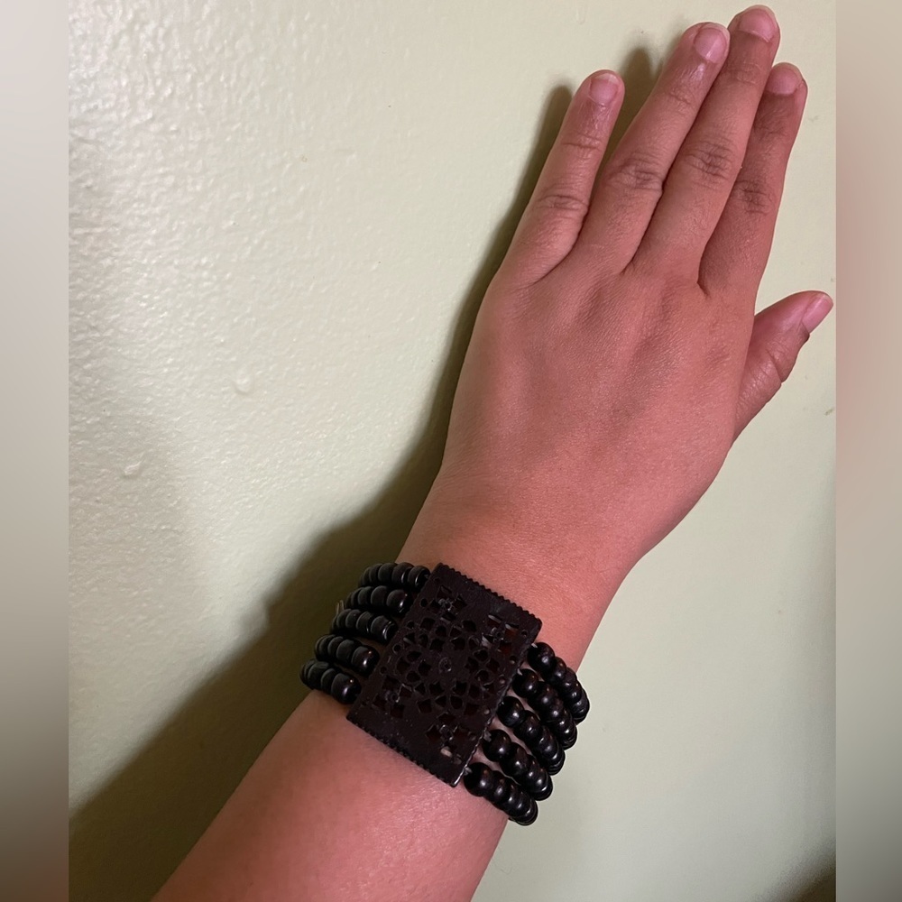 Brown bead stretch bracelet